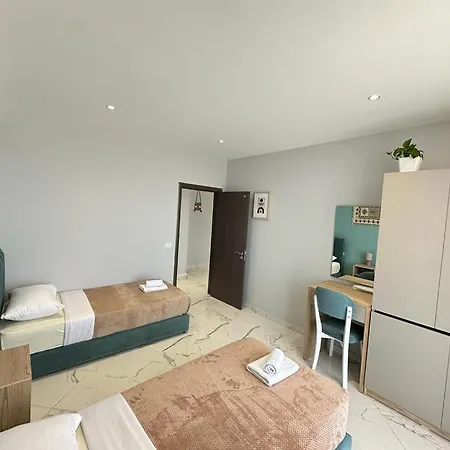 Apartment Trea